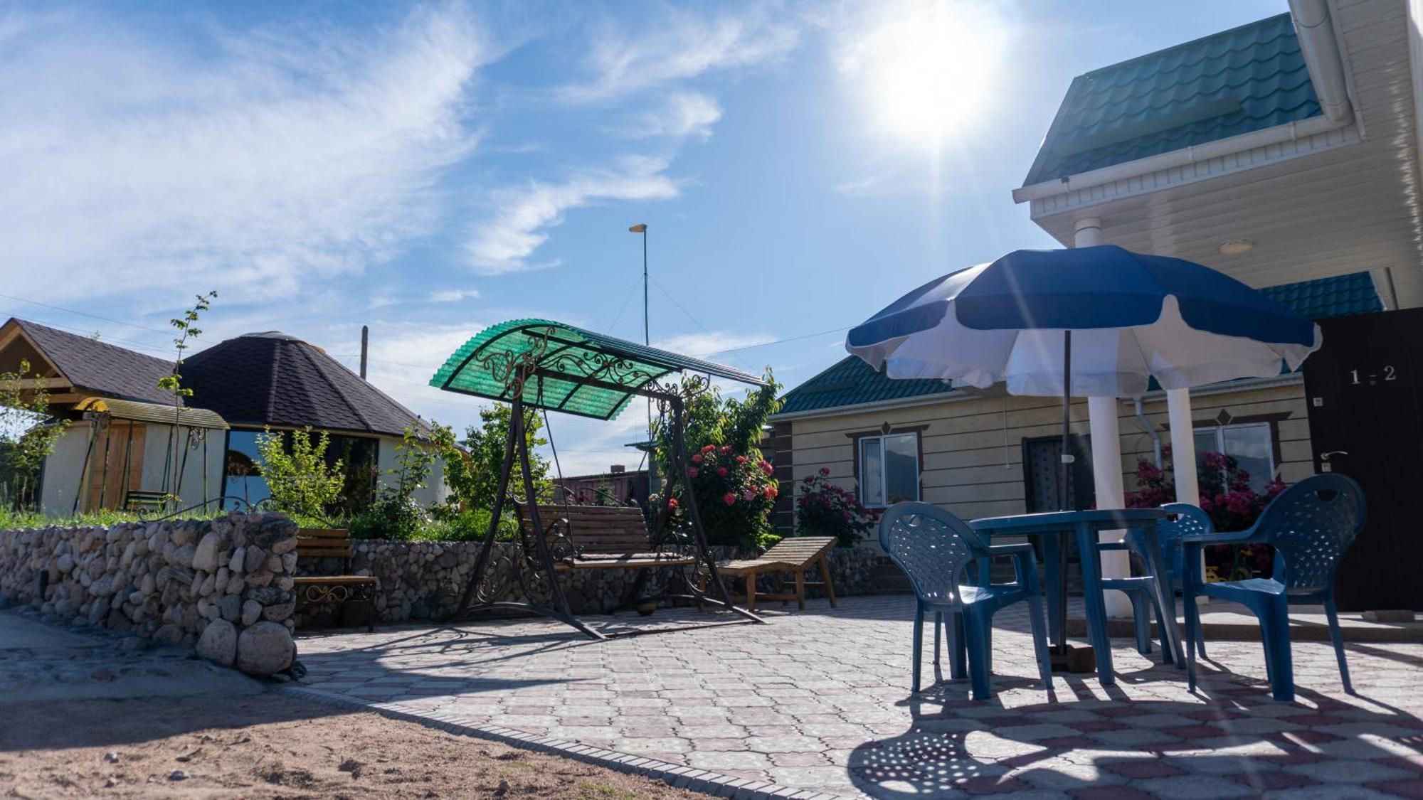 Svetlana Guest House Bokonbayevo Zewnętrze zdjęcie