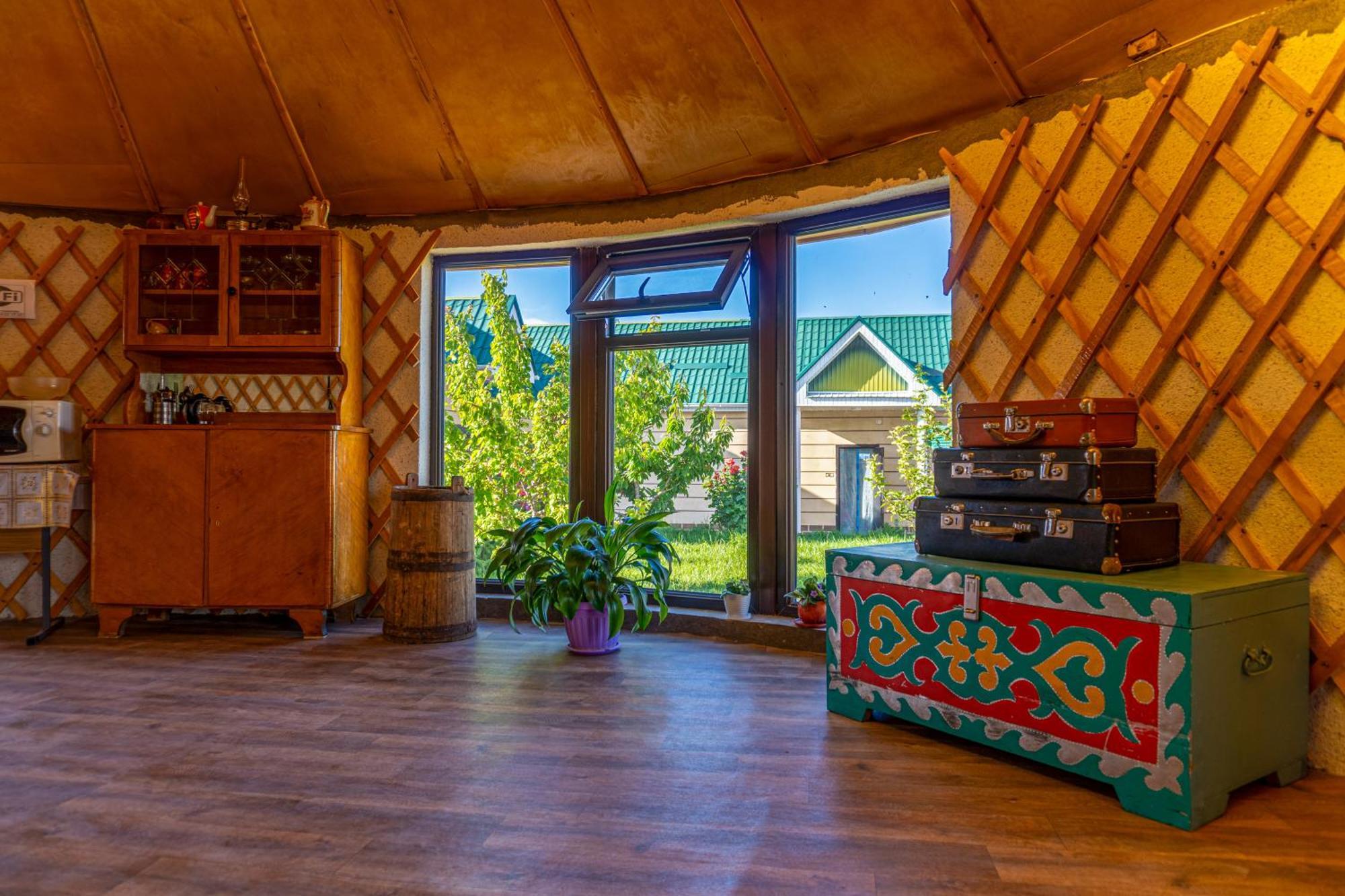 Svetlana Guest House Bokonbayevo Zewnętrze zdjęcie