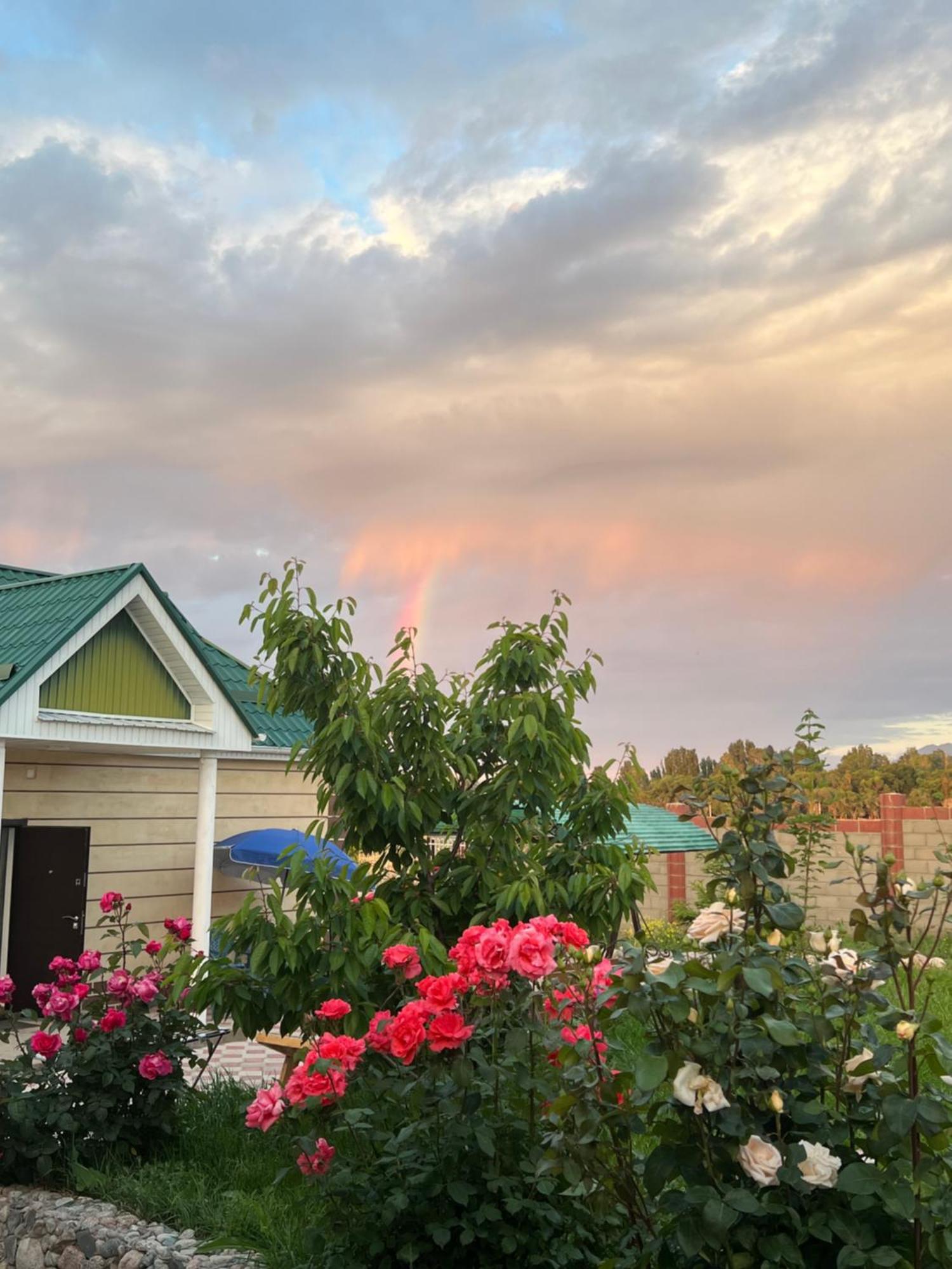 Svetlana Guest House Bokonbayevo Zewnętrze zdjęcie